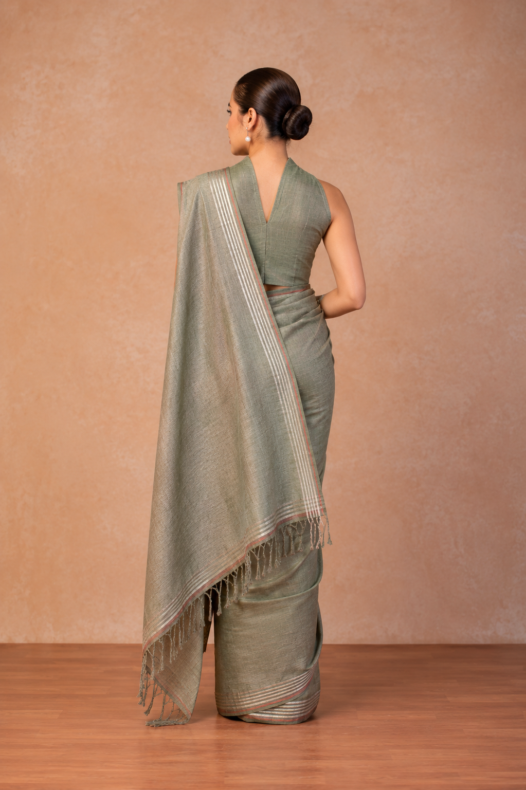 Pure Linen Cross Dyed Saree with Blouse