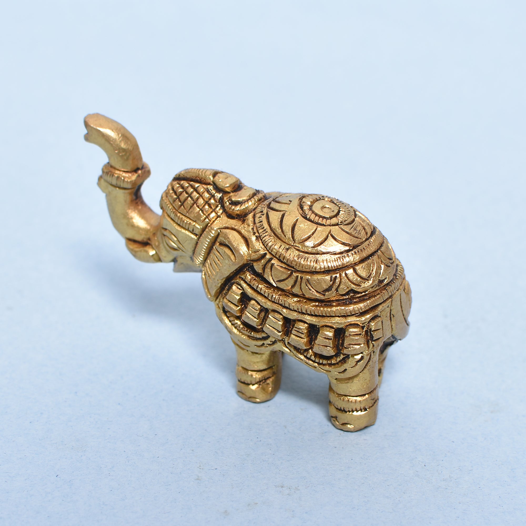 ELEPHANT CARVED TRUNK UP Size : 3.75x1.5x2In