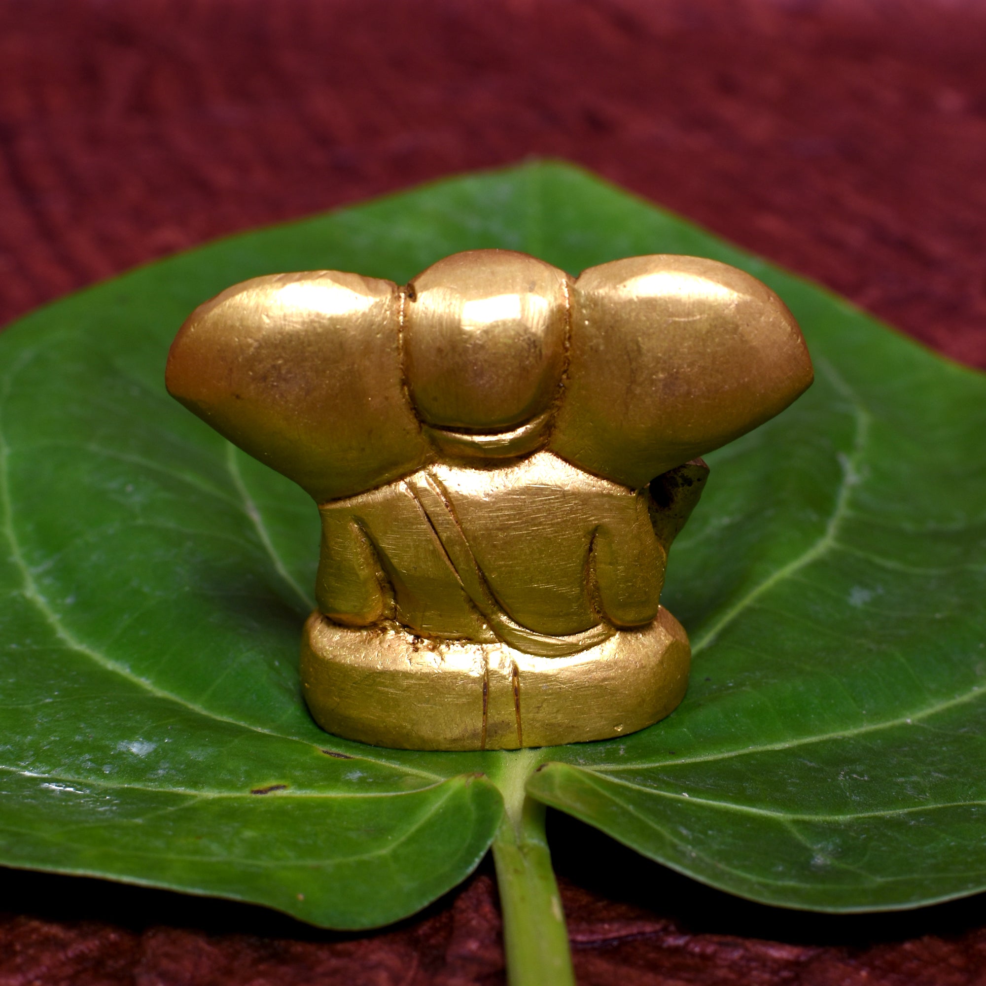 Golden Lord Ganesha Idol – Miniature Decorative Statue for Home & Puja