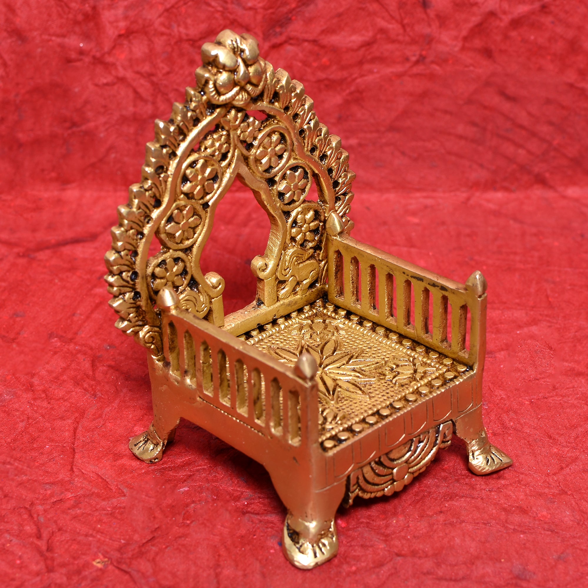 GOLDEN THRONE W/YELLY & ELEPHANT FRAME , FLOWER DIA-8"
