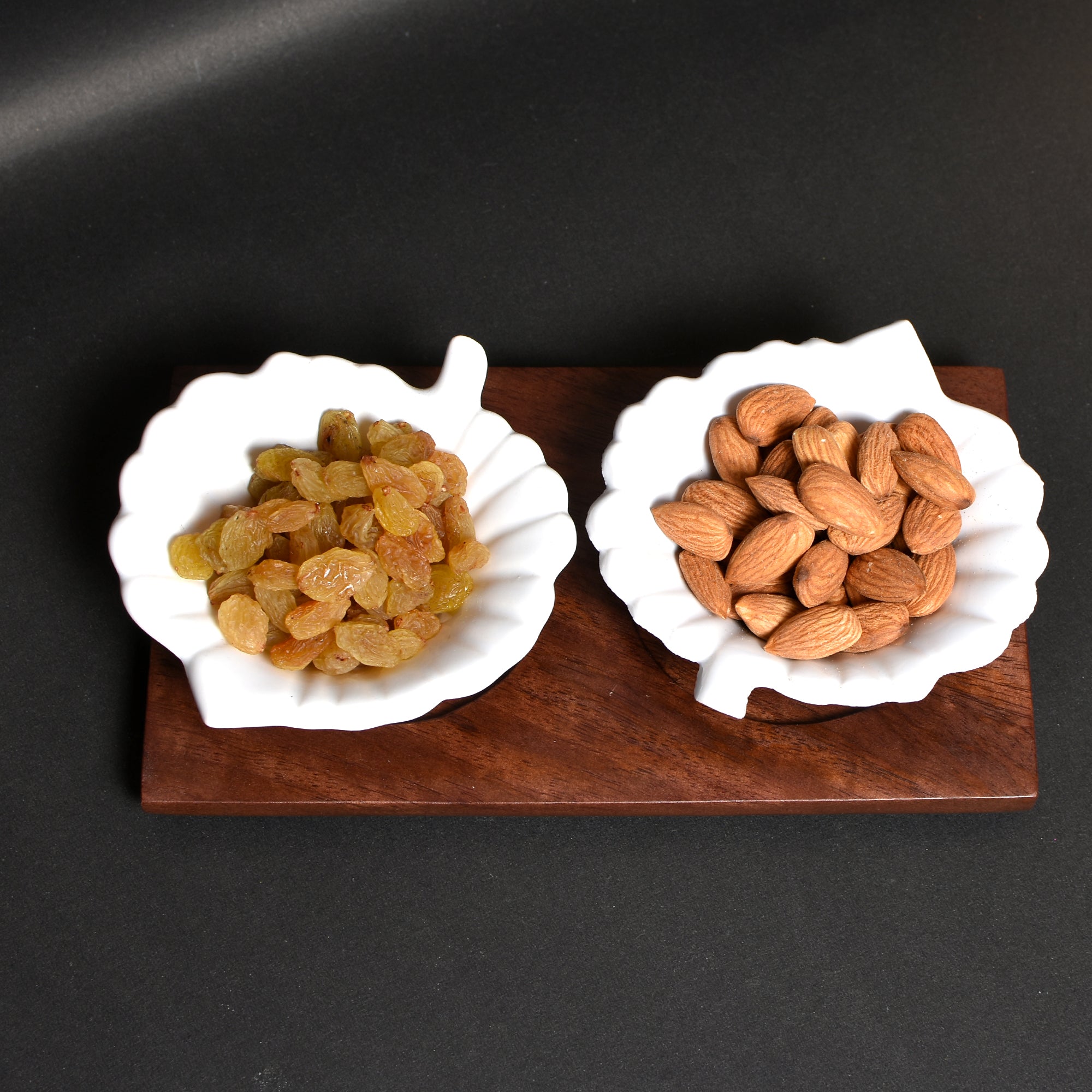 Shell-Shaped Ceramic Bowl Set with Wooden Tray – Elegant Serving Duo | 10"x5"