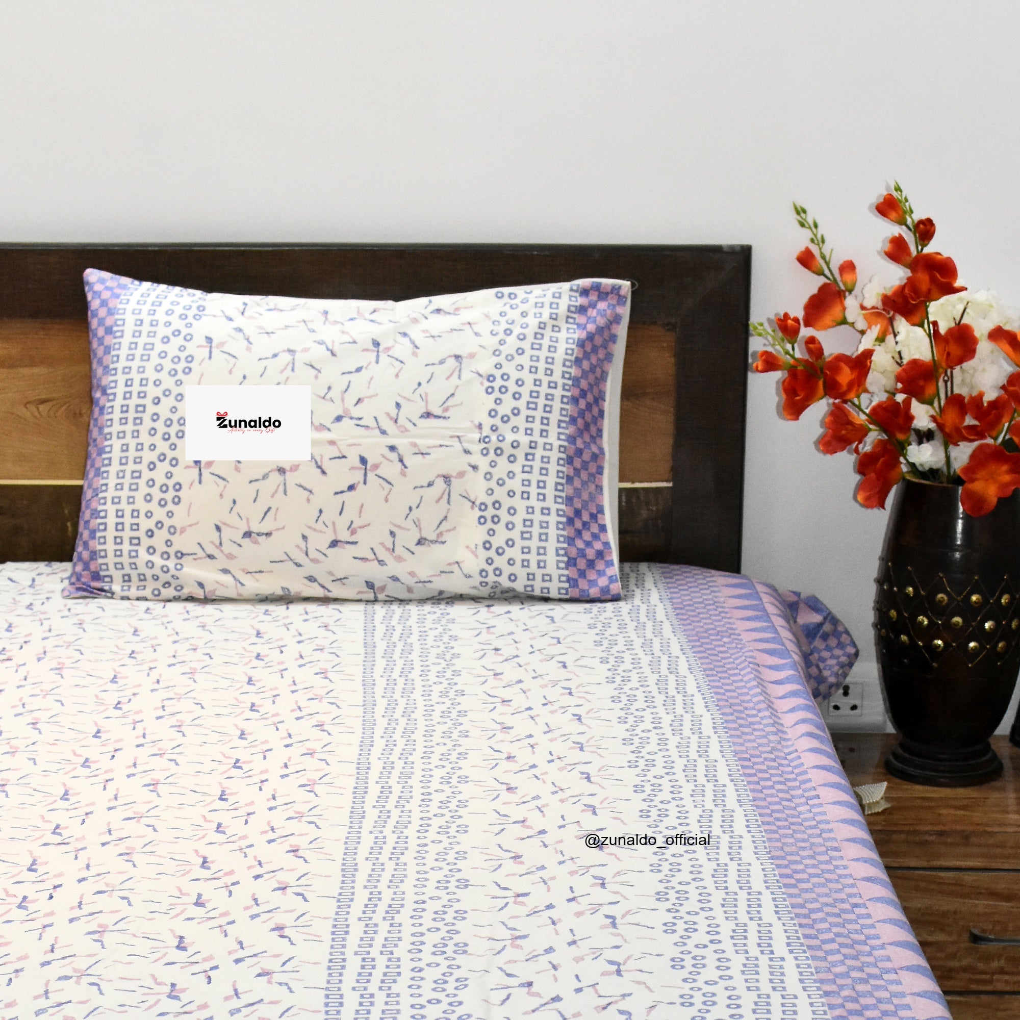 Geometric Floral Print Cotton Bedsheet Set – King Size (90x108 Inch) with 2 Pillow Covers
