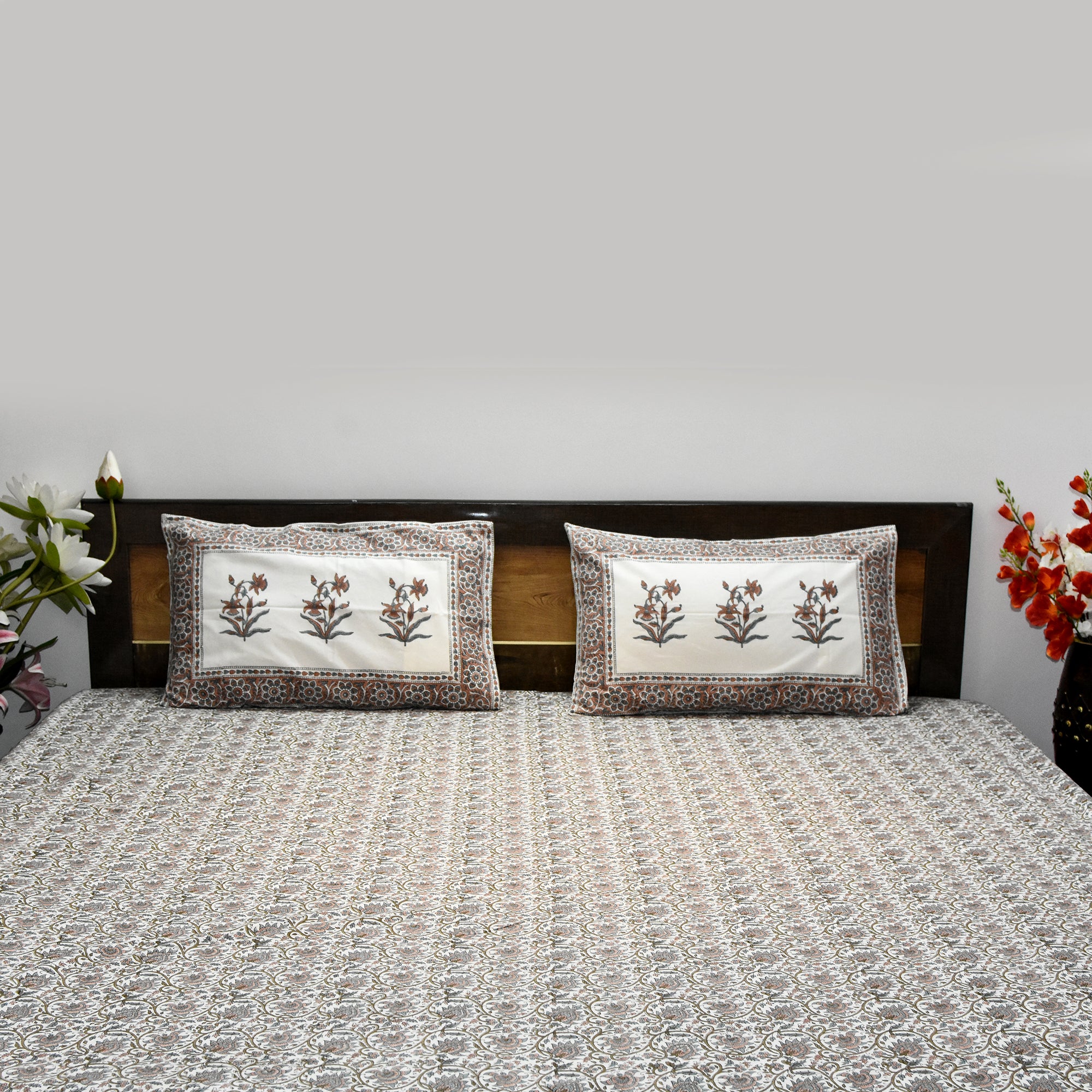 Traditional Floral Hand Block Print Cotton Bedsheet Set – King Size (90x108 Inch) with Pillow Covers