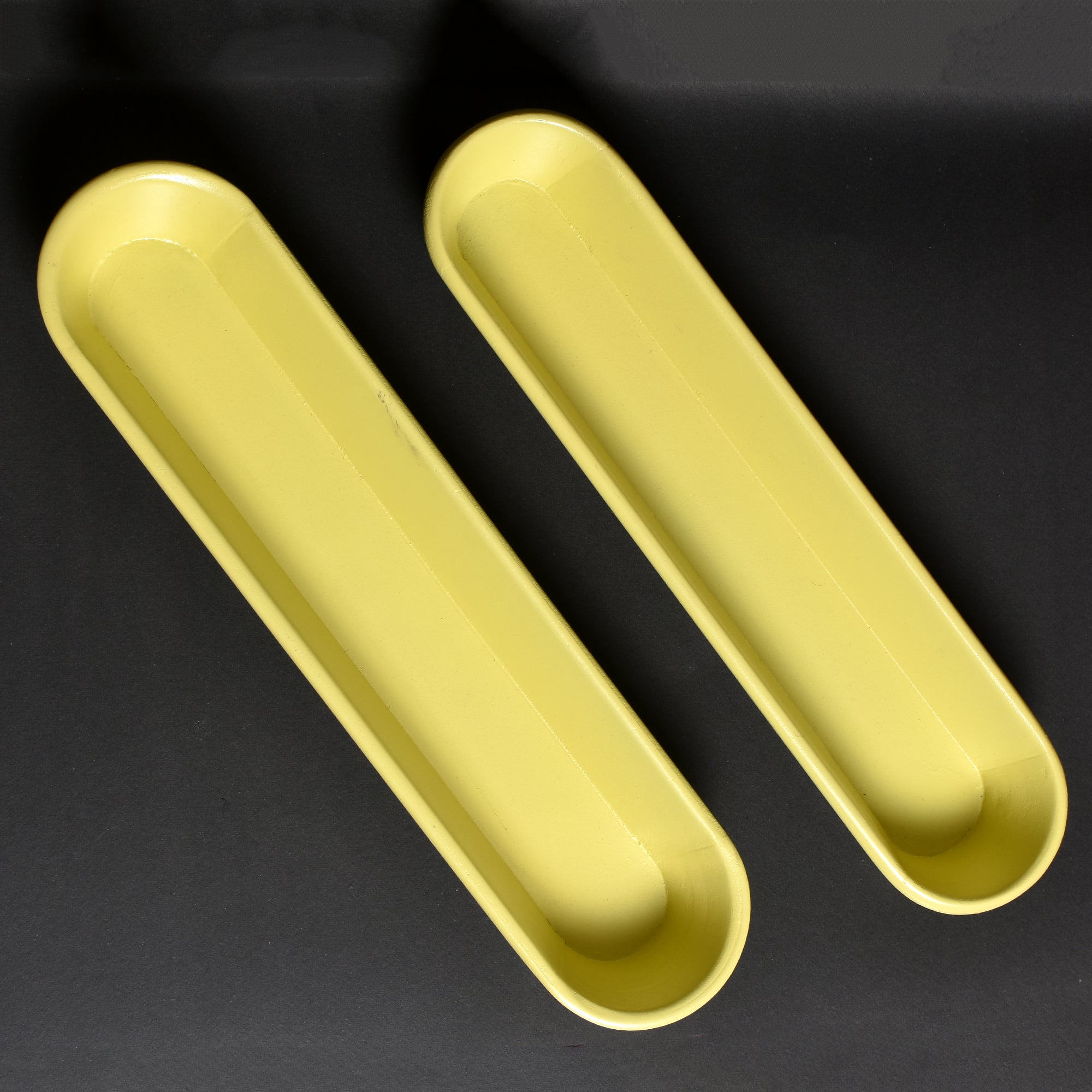 Elongated Yellow Tray – Minimalist Organizer & Serveware | 10"x3"