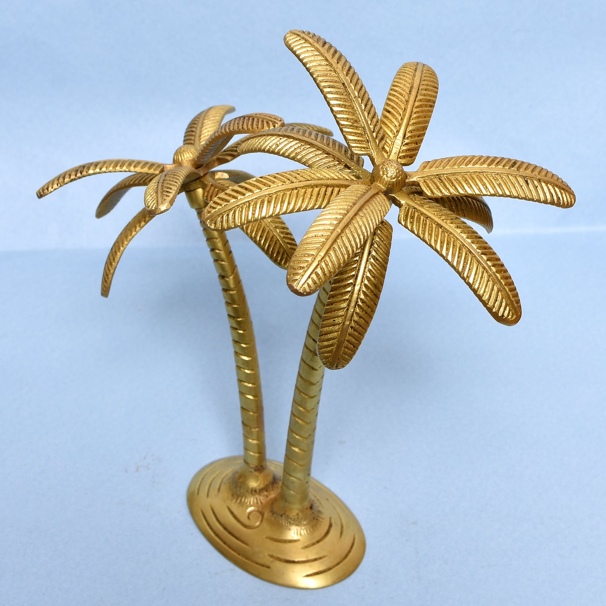 BRASS PALM TREES ON RD BASE FINE Size : 9.5 IN