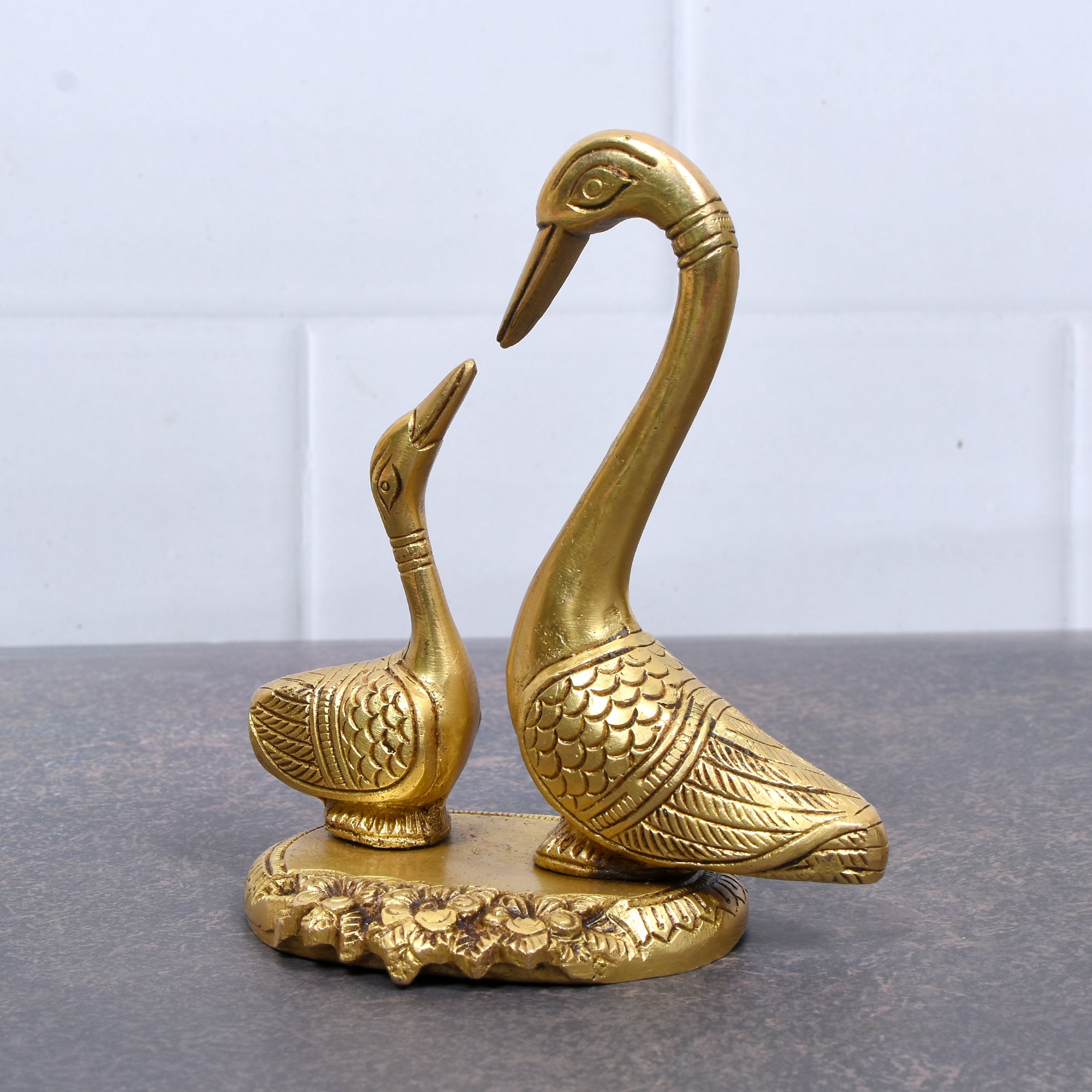 Brass Swan Pair Sculpture – Handcrafted Symbol of Love & Grace 5.5 (inch)