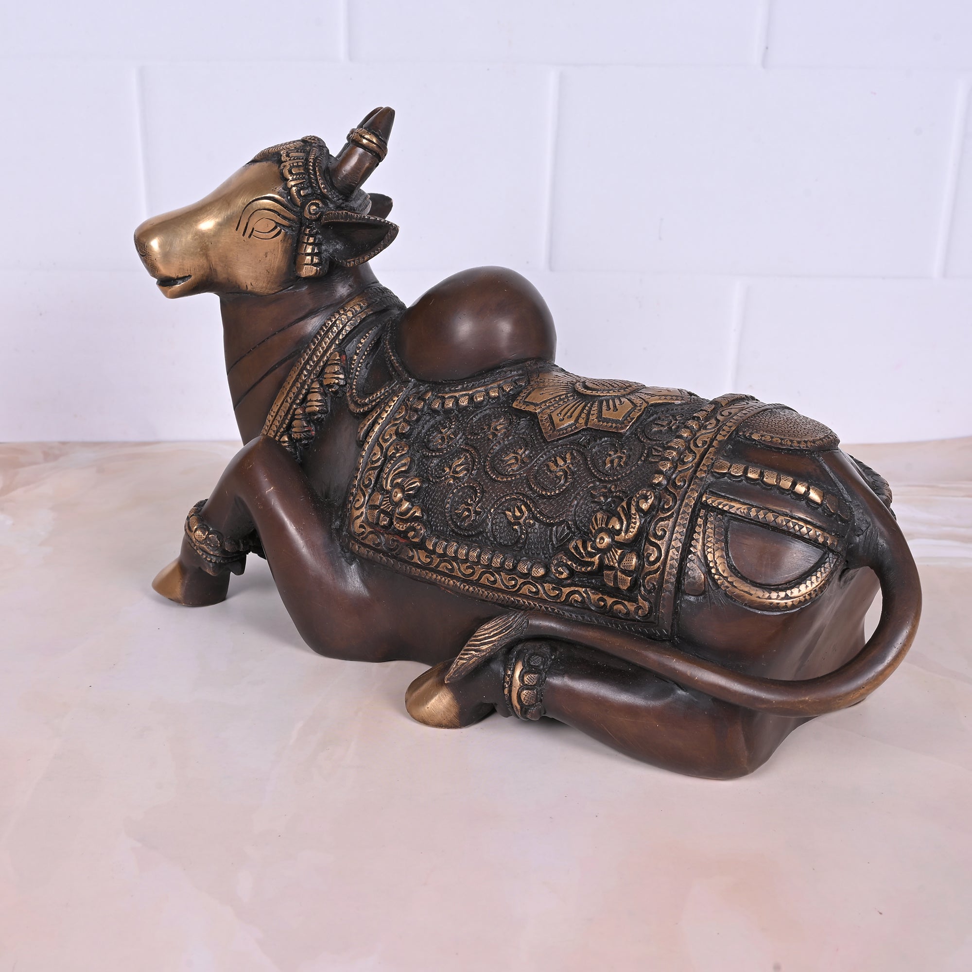 NANDI SITTING CARVED W/OUT BASE FINE WITH OM 12.5"