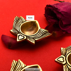 Heart Design Brass Diya Set – Pack of 4 | Handcrafted Traditional Oil Lamps