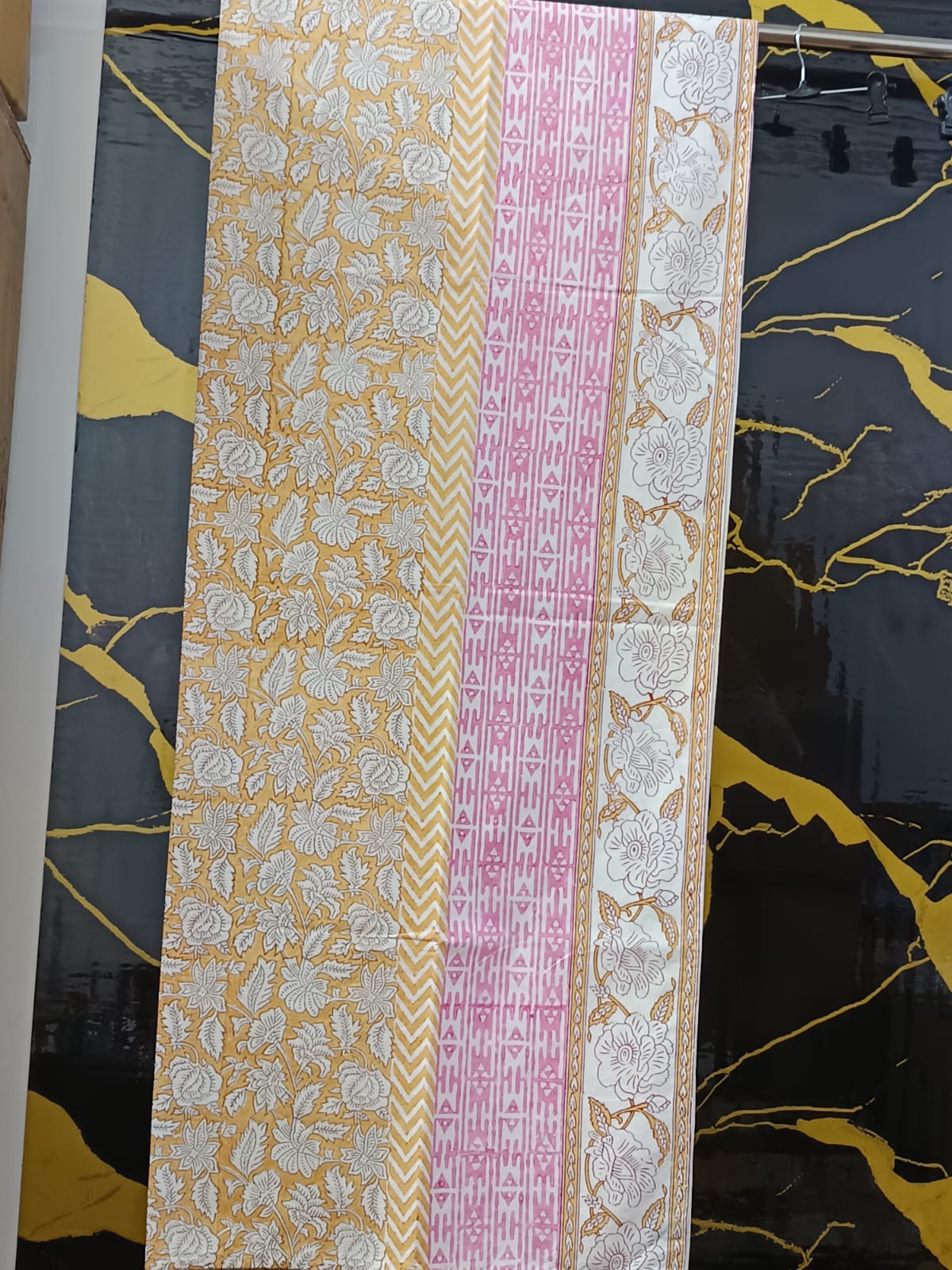 Hand Block Printed Cotton Bedsheet  (90 X108 ) IN