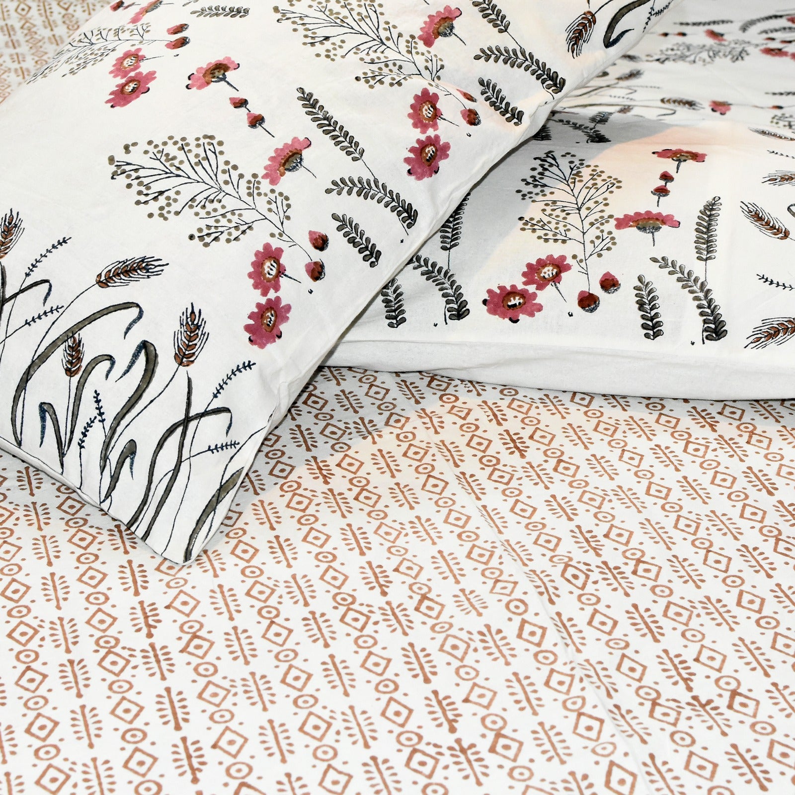 Hand Block Printed Cotton Bedsheet  (90 X108 ) IN