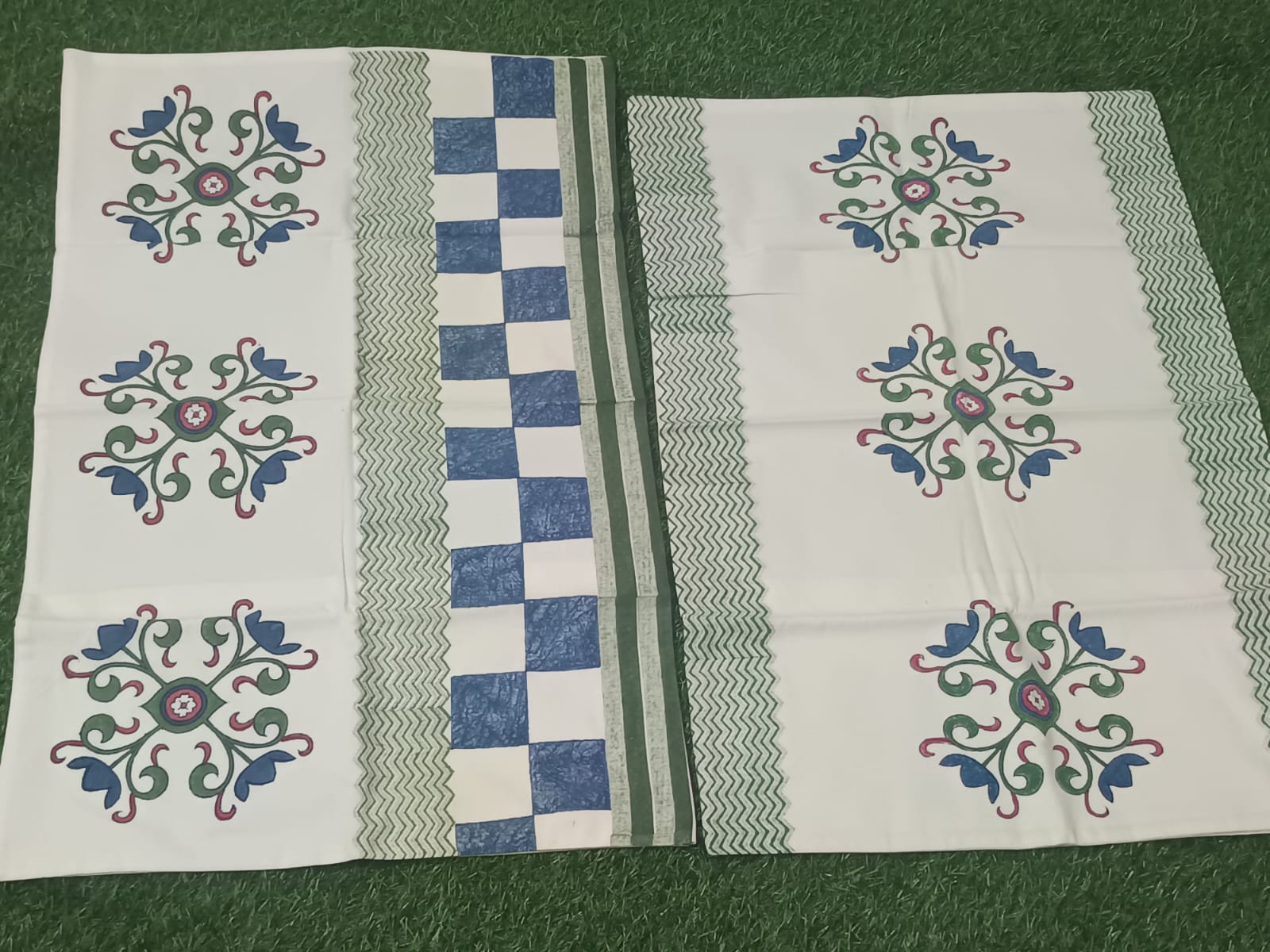 Hand Block Printed Cotton Bedsheet  (90 X108 ) IN