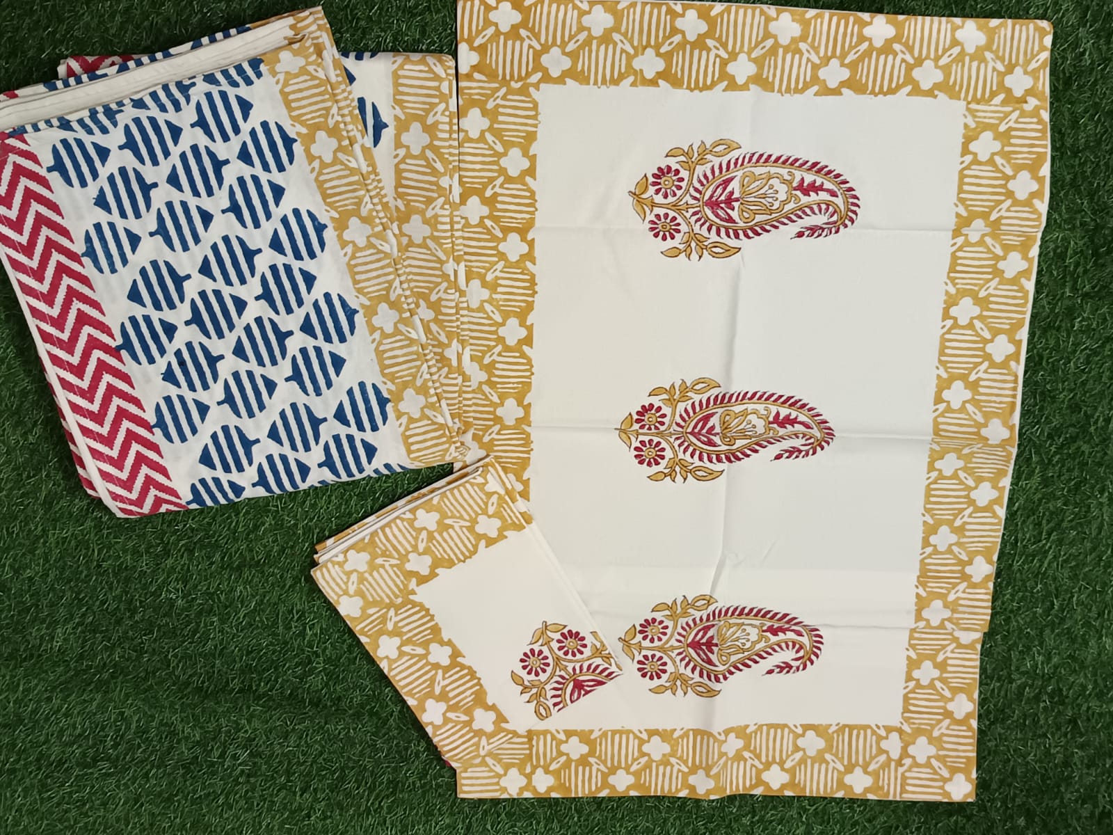 Hand Block Printed Cotton Bedsheet  (90 X108 ) IN