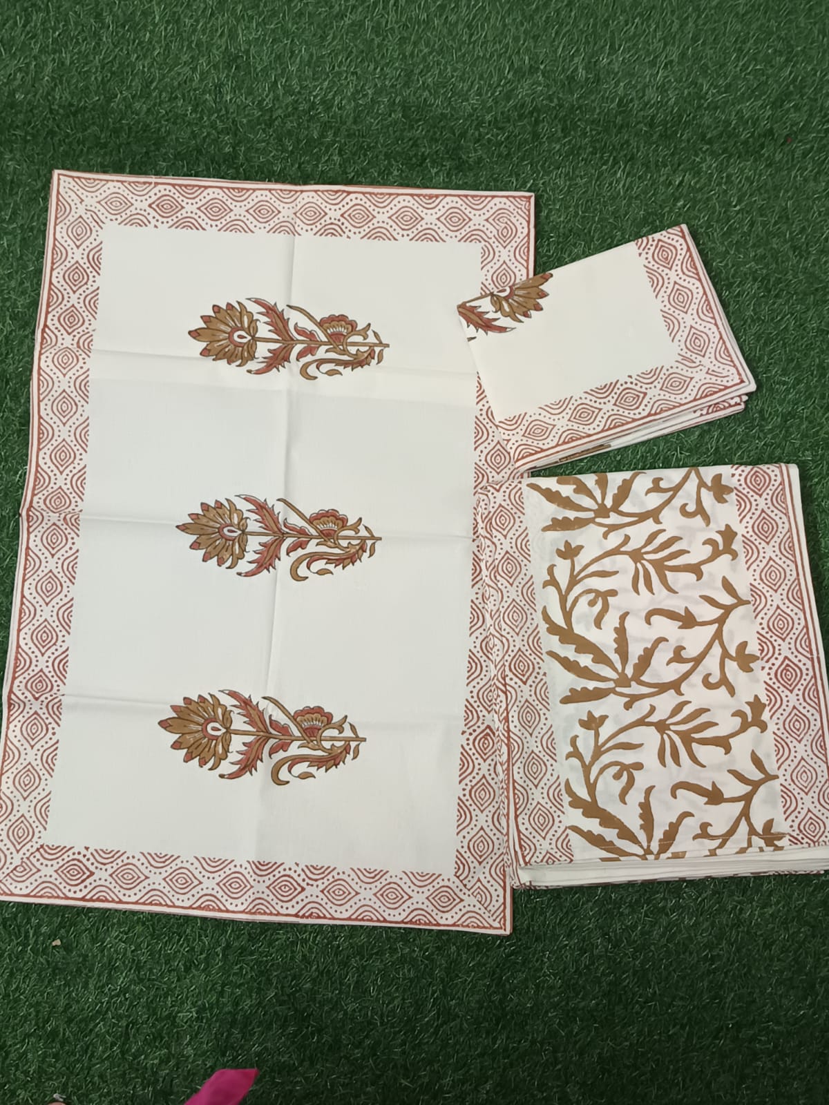Hand Block Printed Cotton Bedsheet  (90 X108 ) IN