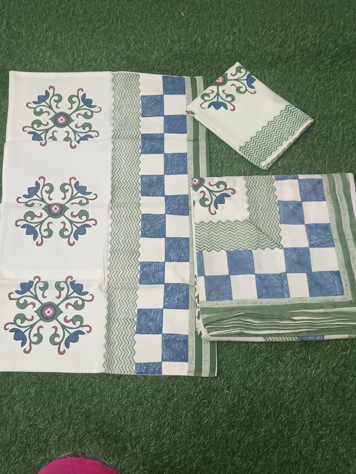 Hand Block Printed Cotton Bedsheet  (90 X108 ) IN