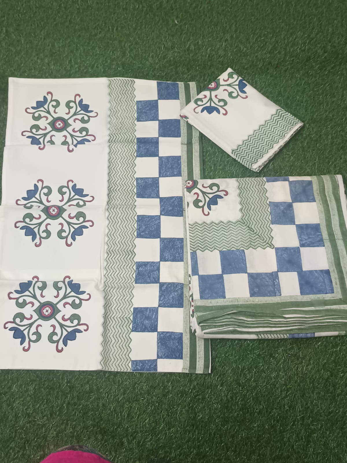 Hand Block Printed Cotton Bedsheet  (90 X108 ) IN