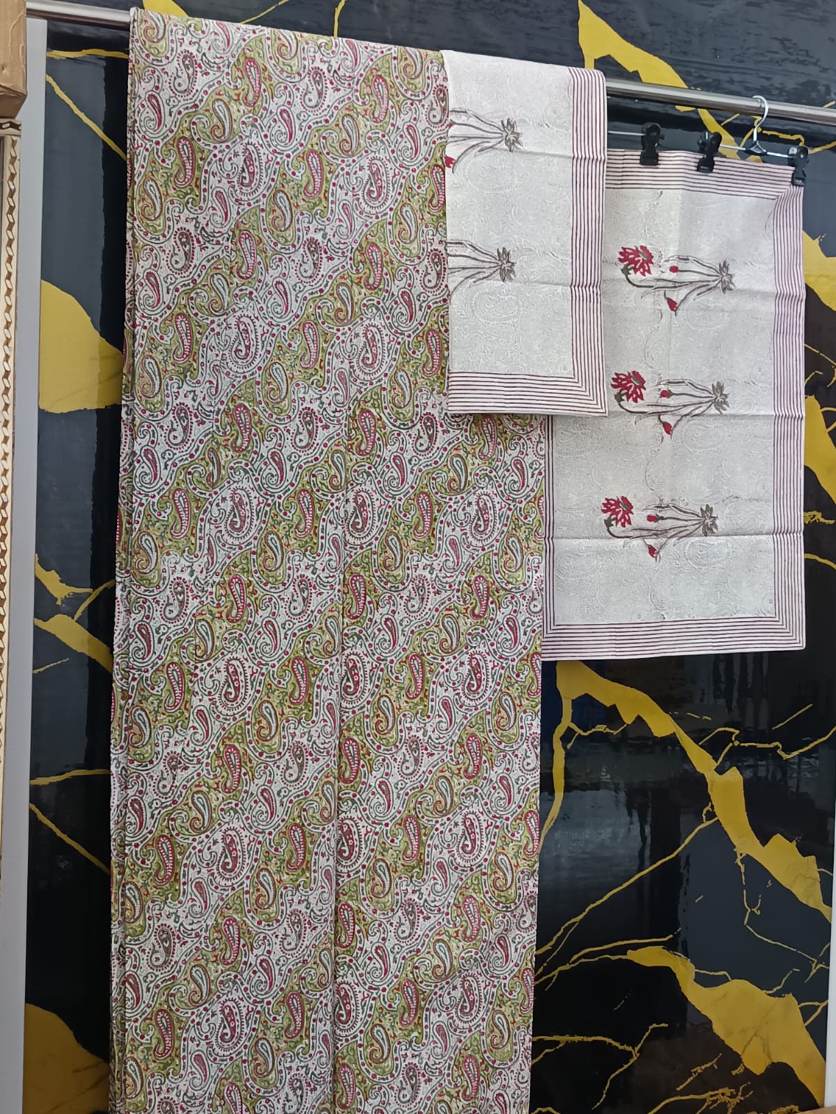 Hand Block Printed Cotton Bedsheet  (90 X108 ) IN