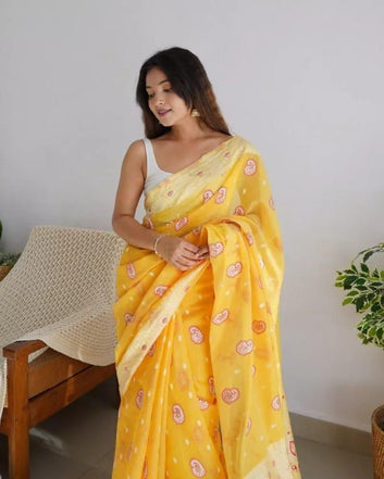 Women's Jacquard Silk Saree